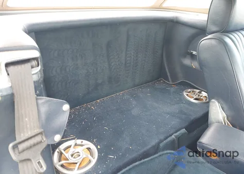 1984 Mercedes-Benz 380 Sl из США, поврежденный, VIN WDBBA45A5EA014183